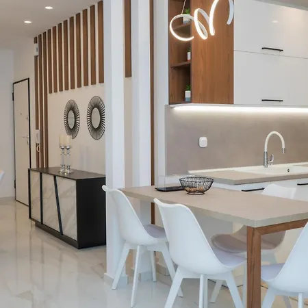 Mystique Boutique * 卡兰巴卡